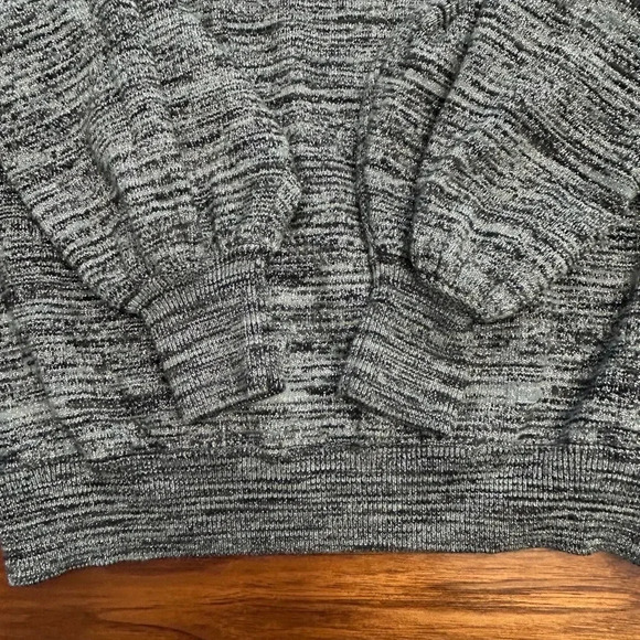 Free People Cropped Oversized Shimmery Sweater Deep V Neckline - Picture 6 of 8